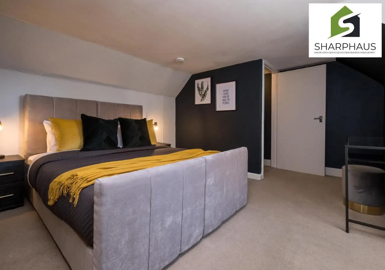 Charming Luxury 3Bed Apartment In A Prime Location By Sharphaus Short Lets & Serviced Accommodation Management Brighton