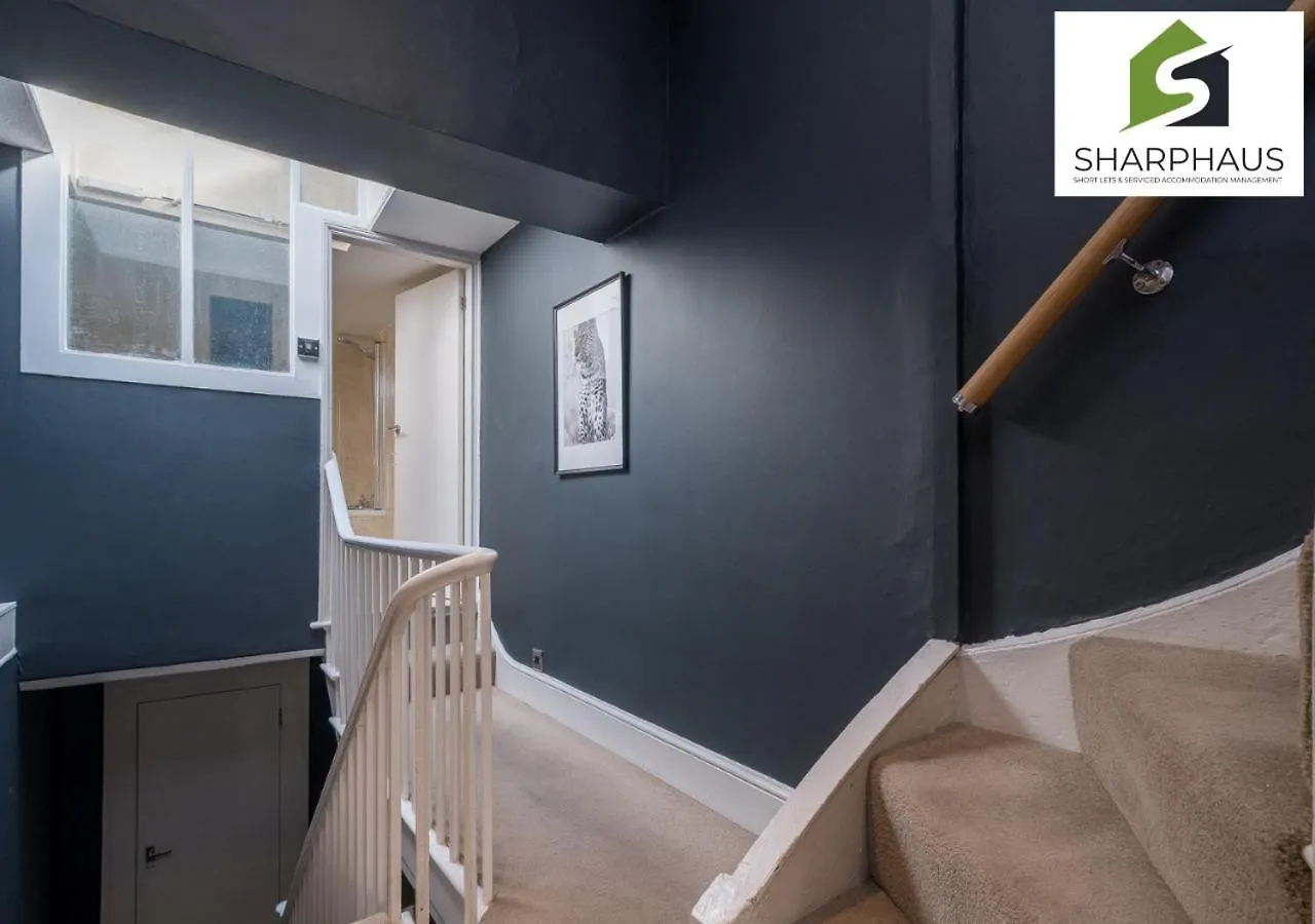 Charming Luxury 3Bed Apartment In A Prime Location By Sharphaus Short Lets & Serviced Accommodation Management Brighton