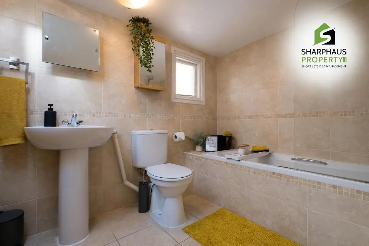 Charming Luxury 3Bed Apartment In A Prime Location By Sharphaus Short Lets & Serviced Accommodation Management Brighton 0*,