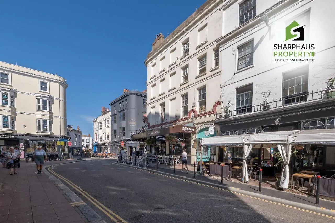Charming Luxury 3Bed Apartment In A Prime Location By Sharphaus Short Lets & Serviced Accommodation Management contacts